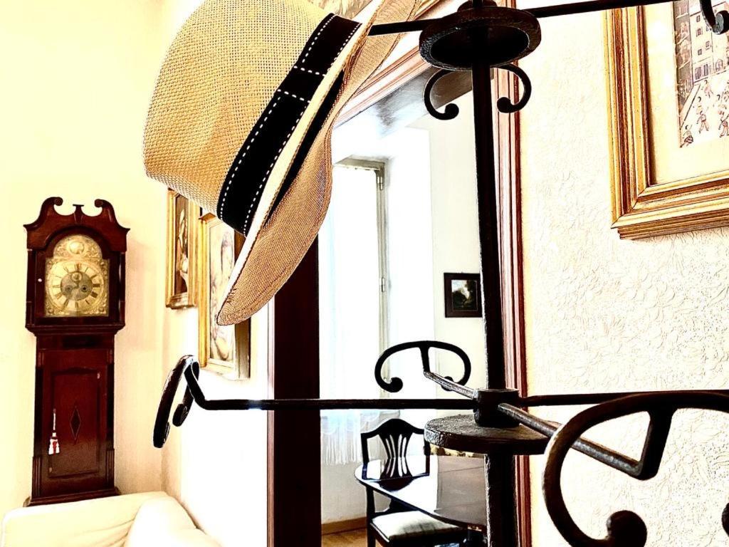Traditional Style In The Center Appartamento